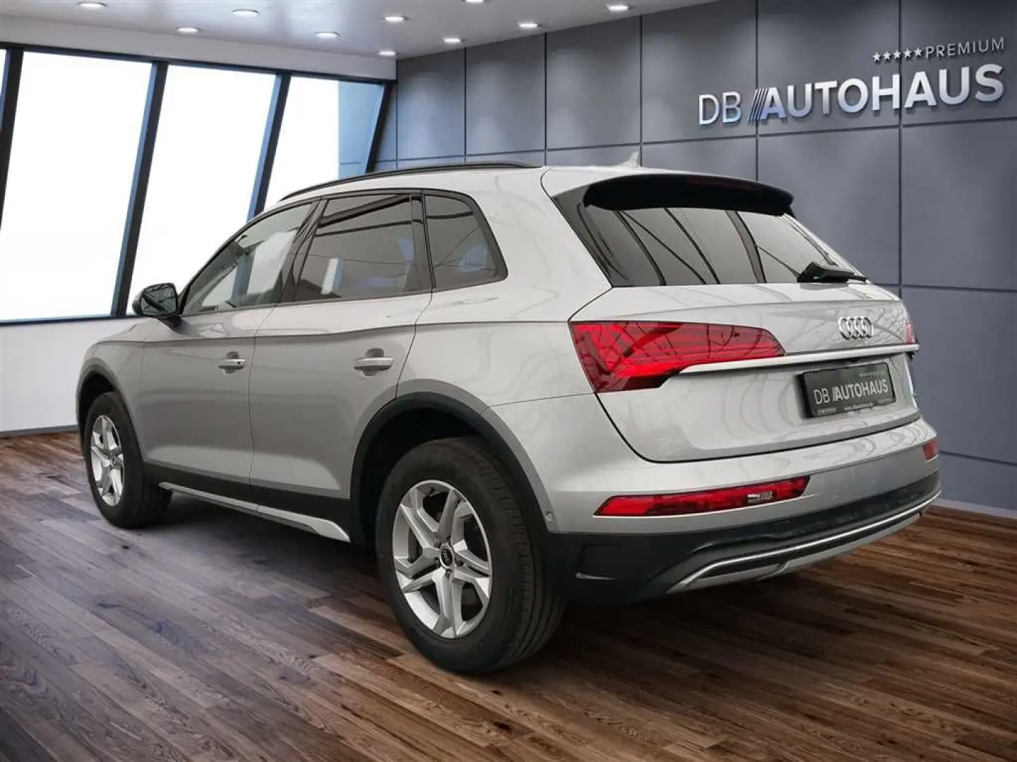 Q5 advanced 40 2.0 TDI quattro S-tronic MMI Pano