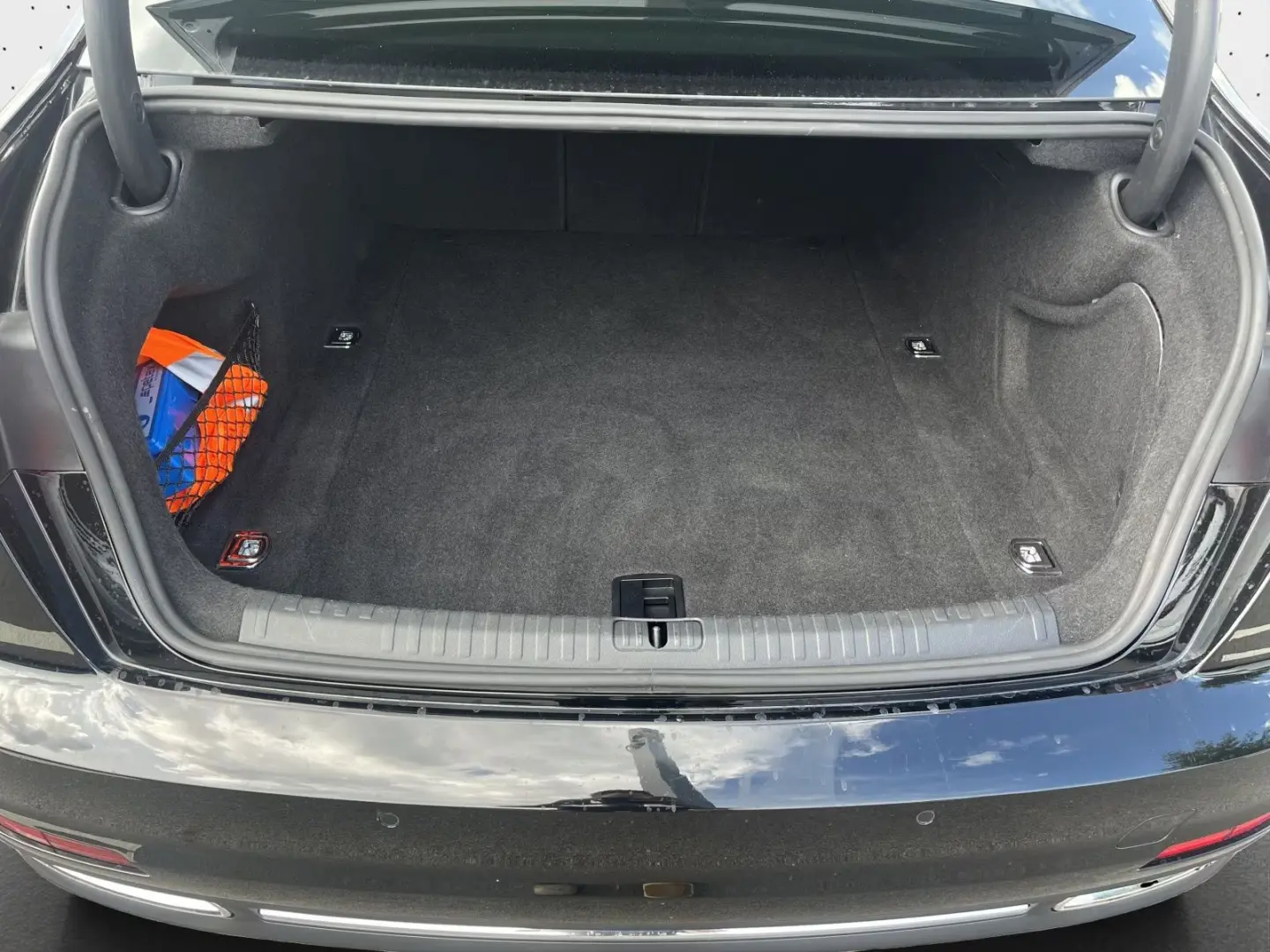 Audi A6 Limuzina 40 TDI S line AHK Navi