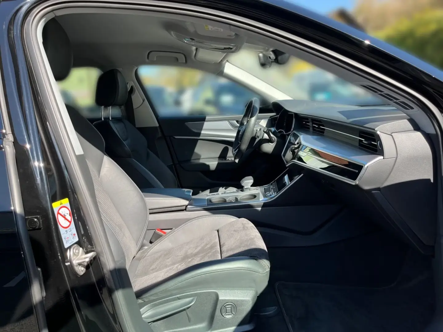 Audi A6 Limuzina S-Line 55 TFSIe quattro