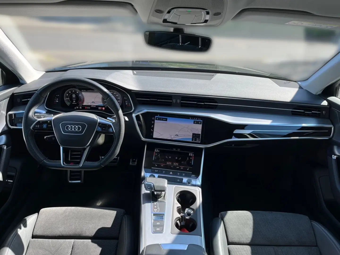 Audi A6 Limuzina S-Line 55 TFSIe quattro