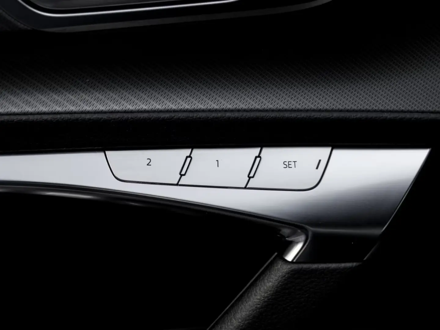 Audi A6 40 CAM ACC LM18 FLAP NAVI