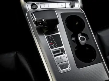 Audi A6 40 CAM ACC LM18 FLAP NAVI