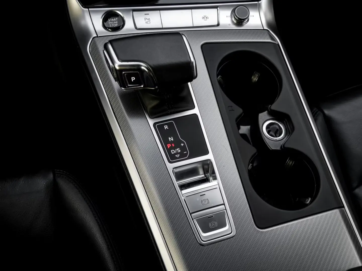 Audi A6 40 CAM ACC LM18 FLAP NAVI