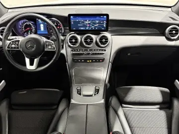 Mercedes GLC 300 de 4Matic Parktronic Scaune incalzite LED