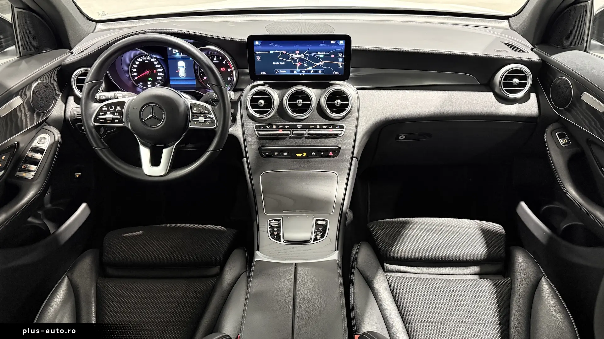 Mercedes GLC 300 de 4Matic Parktronic Scaune incalzite LED