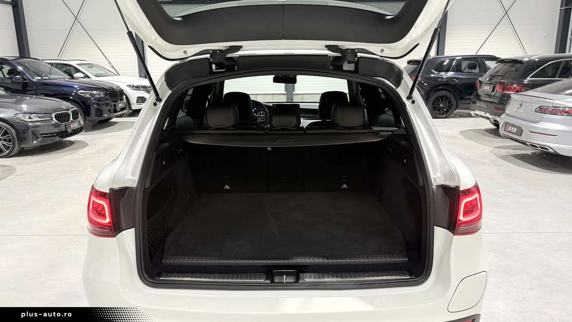 Mercedes GLC 300 de 4Matic Parktronic Scaune incalzite LED