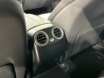 Mercedes GLC 300 de 4Matic Parktronic Scaune incalzite LED