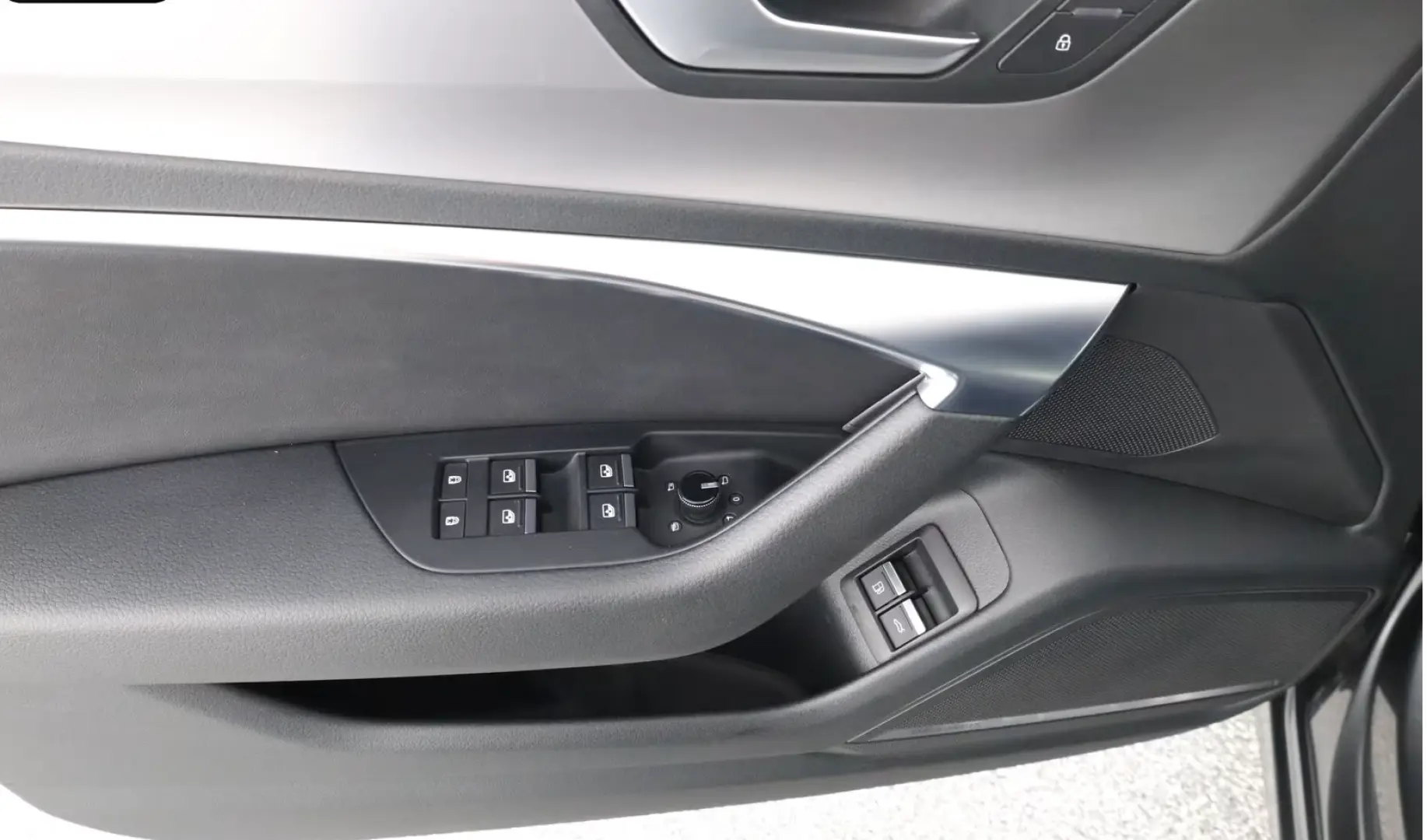 Audi A6 50 TFSI e qu 3x S LINE MATRIX