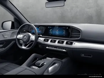 GLE 350 d 4M AMG-LINE AHK PANO HEAD-UP AIRMATIC