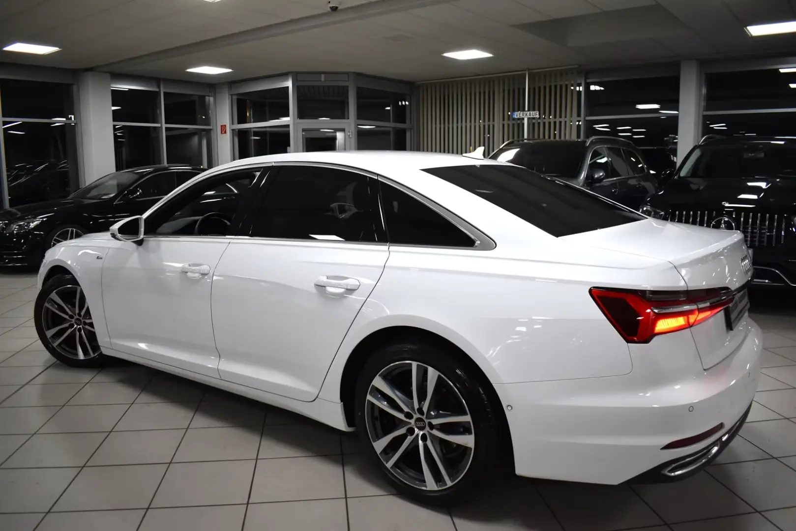Audi A6 40 TDI S LINE SPUR TOTW AHK