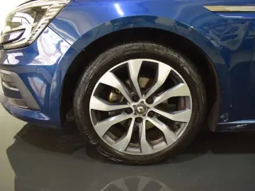 RENAULT MEGANE 1.3 TCe 140CP techno EDC