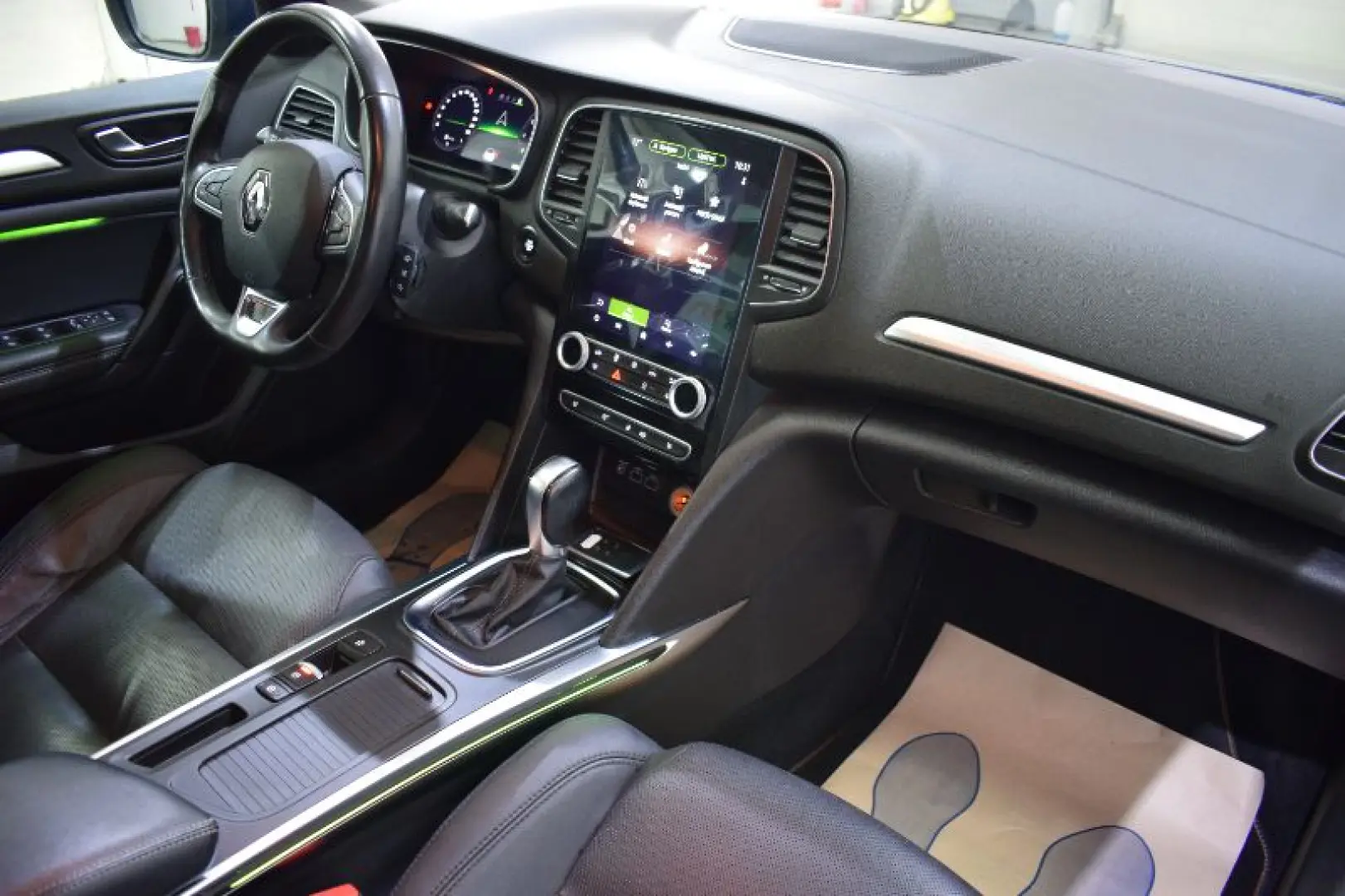 RENAULT MEGANE 1.3 TCe 140CP techno EDC