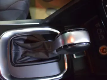 RENAULT MEGANE 1.3 TCe 140CP techno EDC