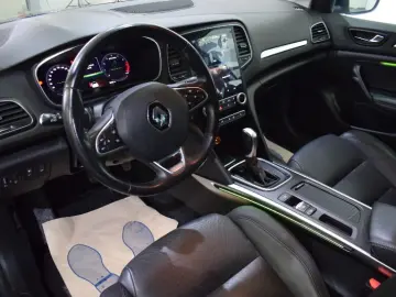 RENAULT MEGANE 1.3 TCe 140CP techno EDC