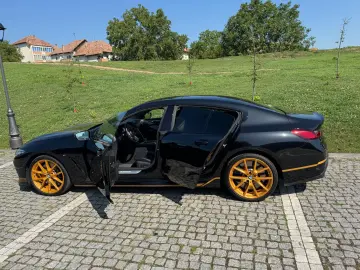 BMW M850