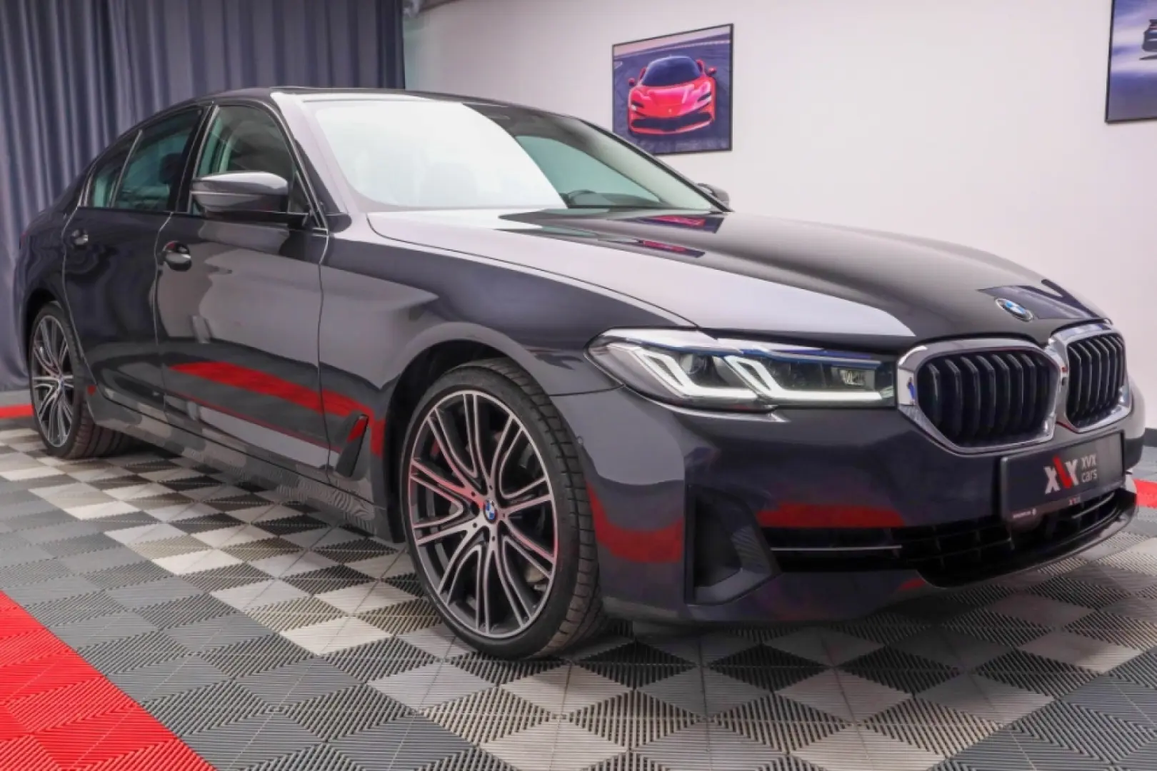 BMW Seria 5 xDrive 545e Faruri Laser Keyless
