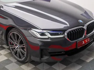 BMW Seria 5 xDrive 545e Faruri Laser Keyless