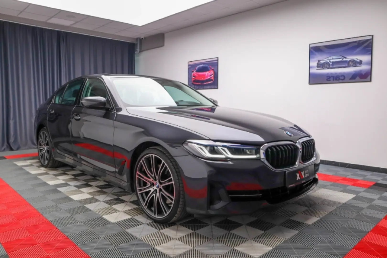 BMW Seria 5 xDrive 545e Faruri Laser Keyless