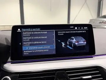 BMW Seria 5 xDrive 545e Faruri Laser Keyless