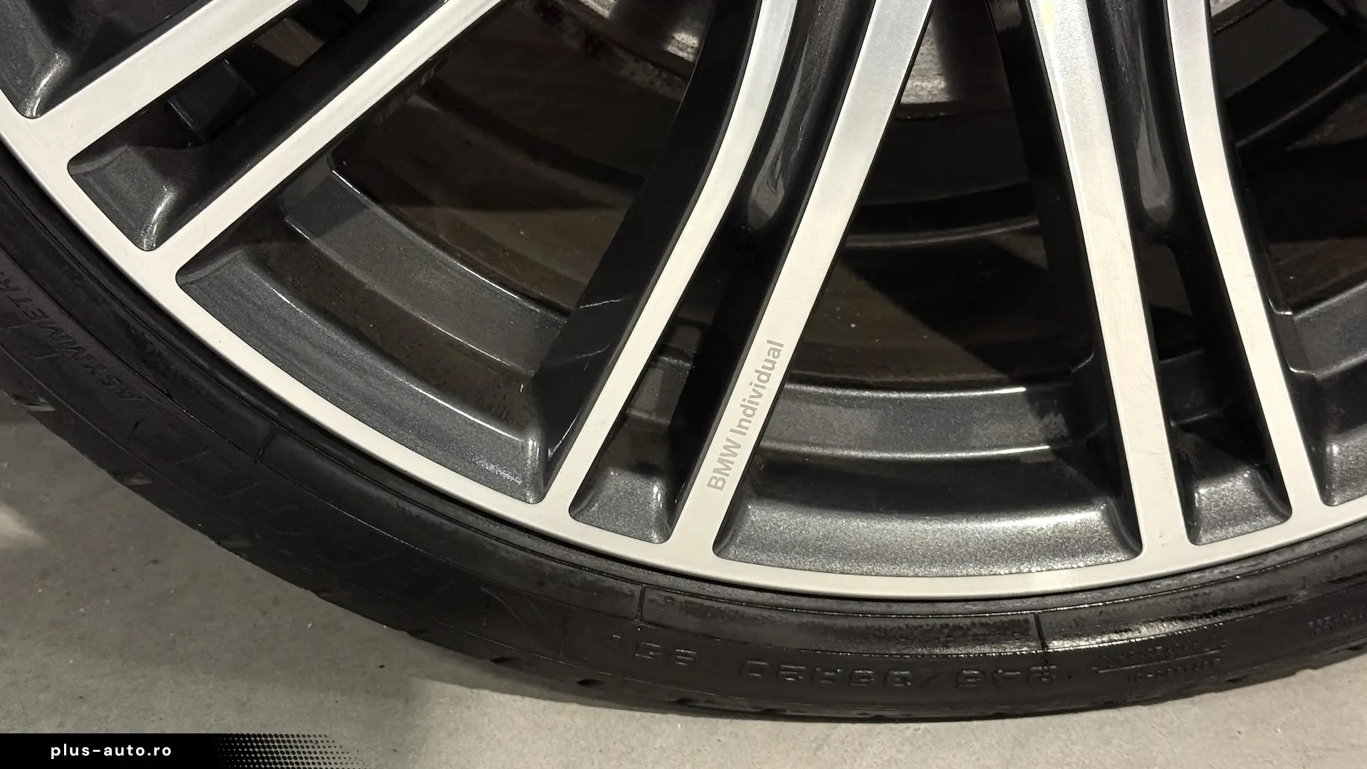 BMW Seria 5 xDrive 545e Faruri Laser Keyless