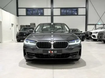BMW Seria 5 xDrive 545e Faruri Laser Keyless