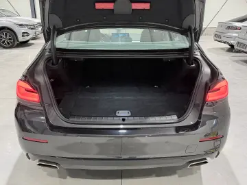 BMW Seria 5 xDrive 545e Faruri Laser Keyless