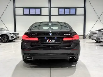 BMW Seria 5 xDrive 545e Faruri Laser Keyless