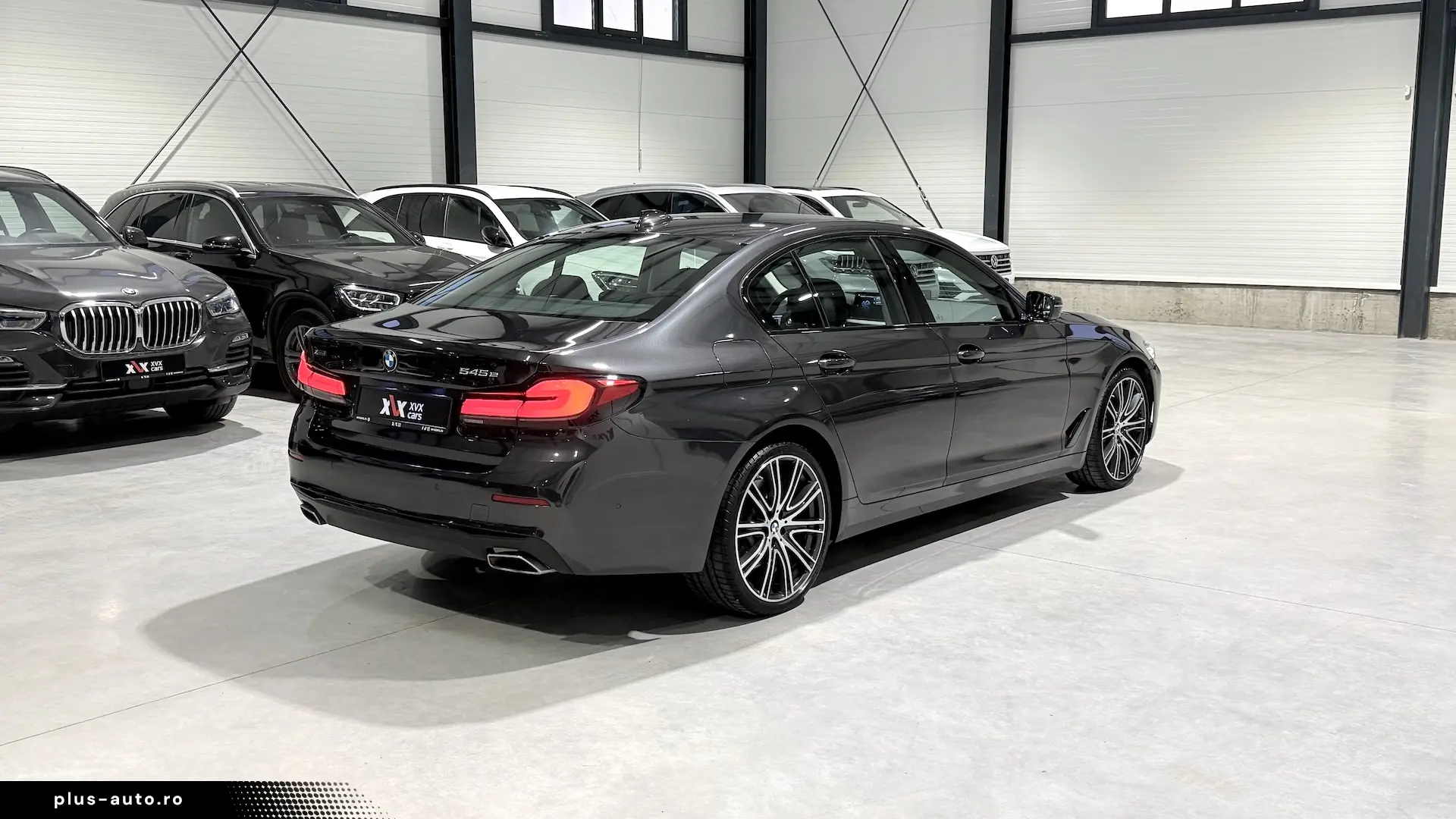 BMW Seria 5 xDrive 545e Faruri Laser Keyless