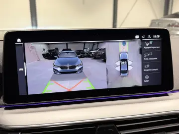 BMW Seria 5 xDrive 545e Faruri Laser Keyless