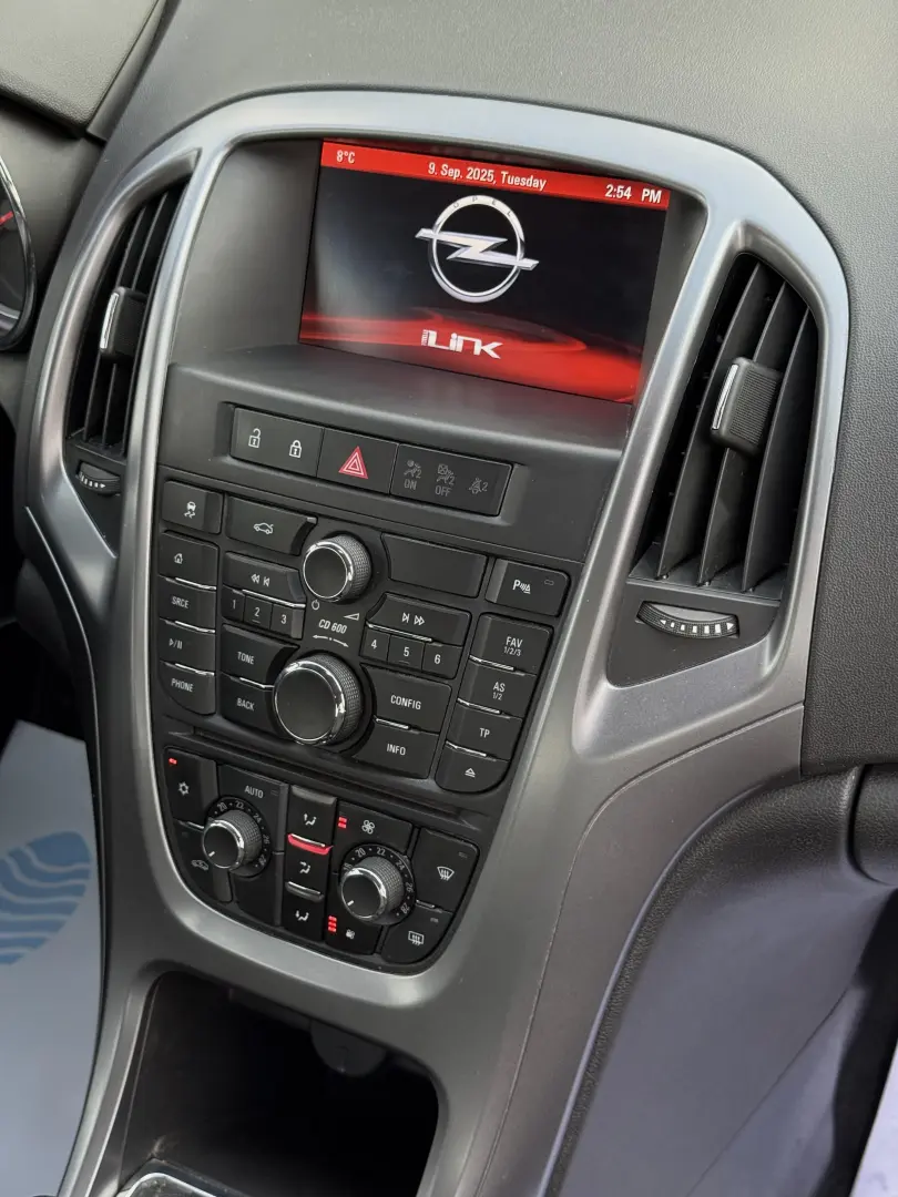 Opel Astra 1.4 ECOTEC Turbo Selection