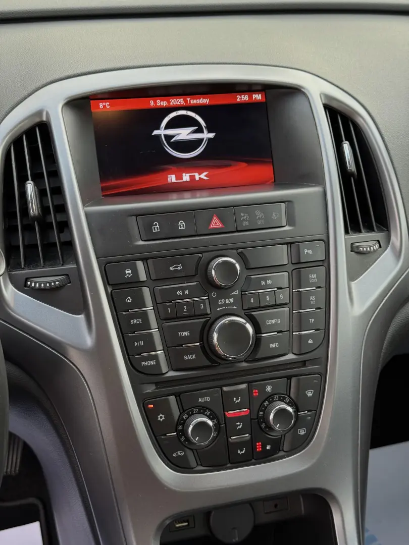 Opel Astra 1.4 ECOTEC Turbo Selection