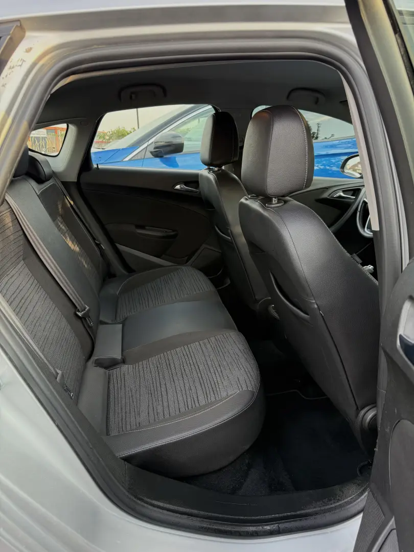 Opel Astra 1.4 ECOTEC Turbo Selection