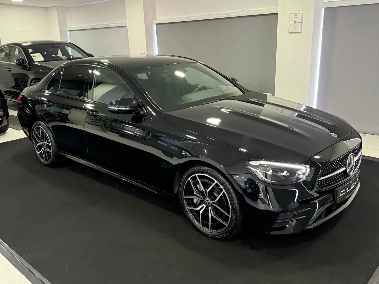 E 300 e AMG-Line  NIGHT 360 BURM STHZ SPUR LED