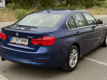 BMW Seria 3 318i Aut. Advantage