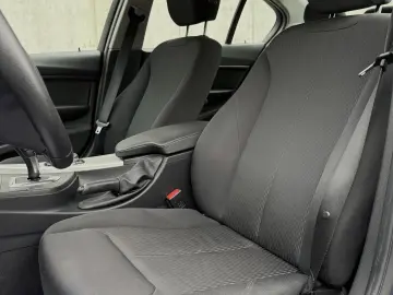 BMW Seria 3 318i Aut. Advantage