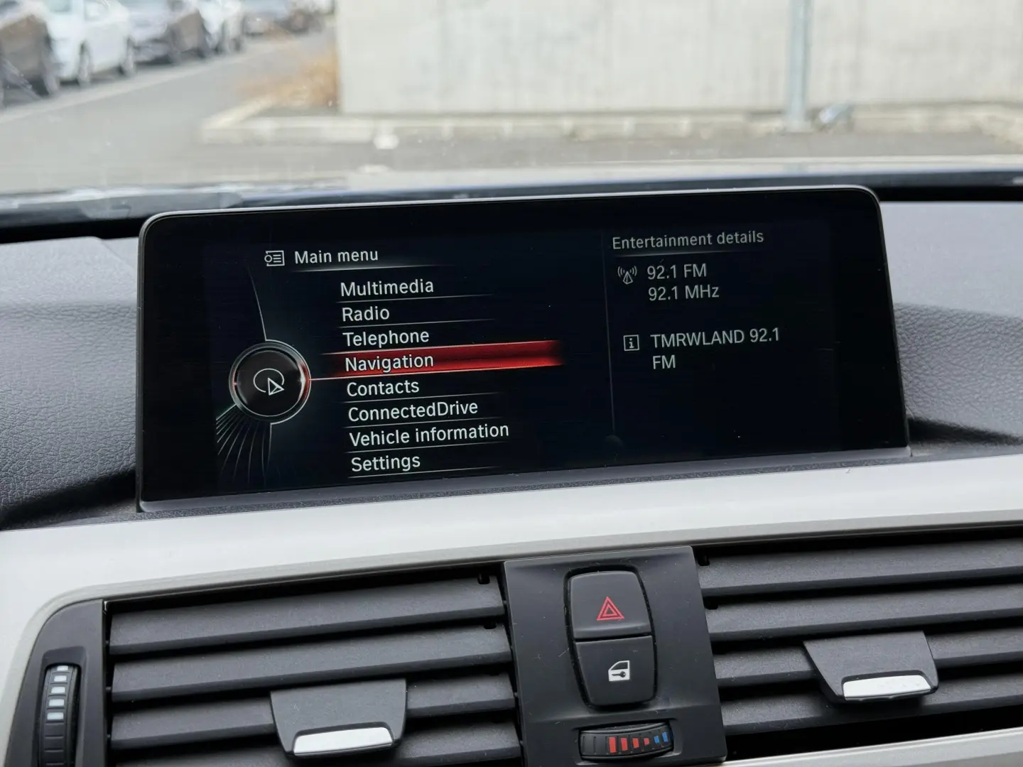 BMW Seria 3 318i Aut. Advantage