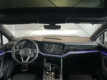 Touareg 3.0 TSI R-Line 4M Pano AHK HUD 360  LM20