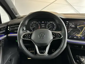 Touareg 3.0 TSI R-Line 4M Pano AHK HUD 360  LM20