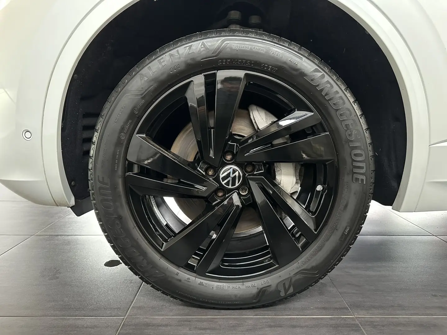 Touareg 3.0 TSI R-Line 4M Pano AHK HUD 360  LM20