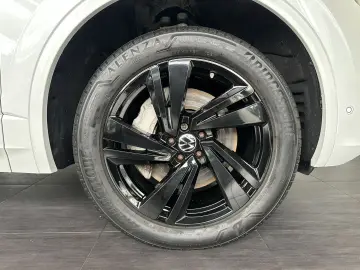 Touareg 3.0 TSI R-Line 4M Pano AHK HUD 360  LM20