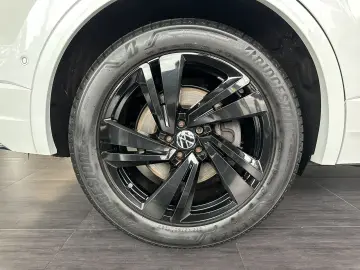 Touareg 3.0 TSI R-Line 4M Pano AHK HUD 360  LM20