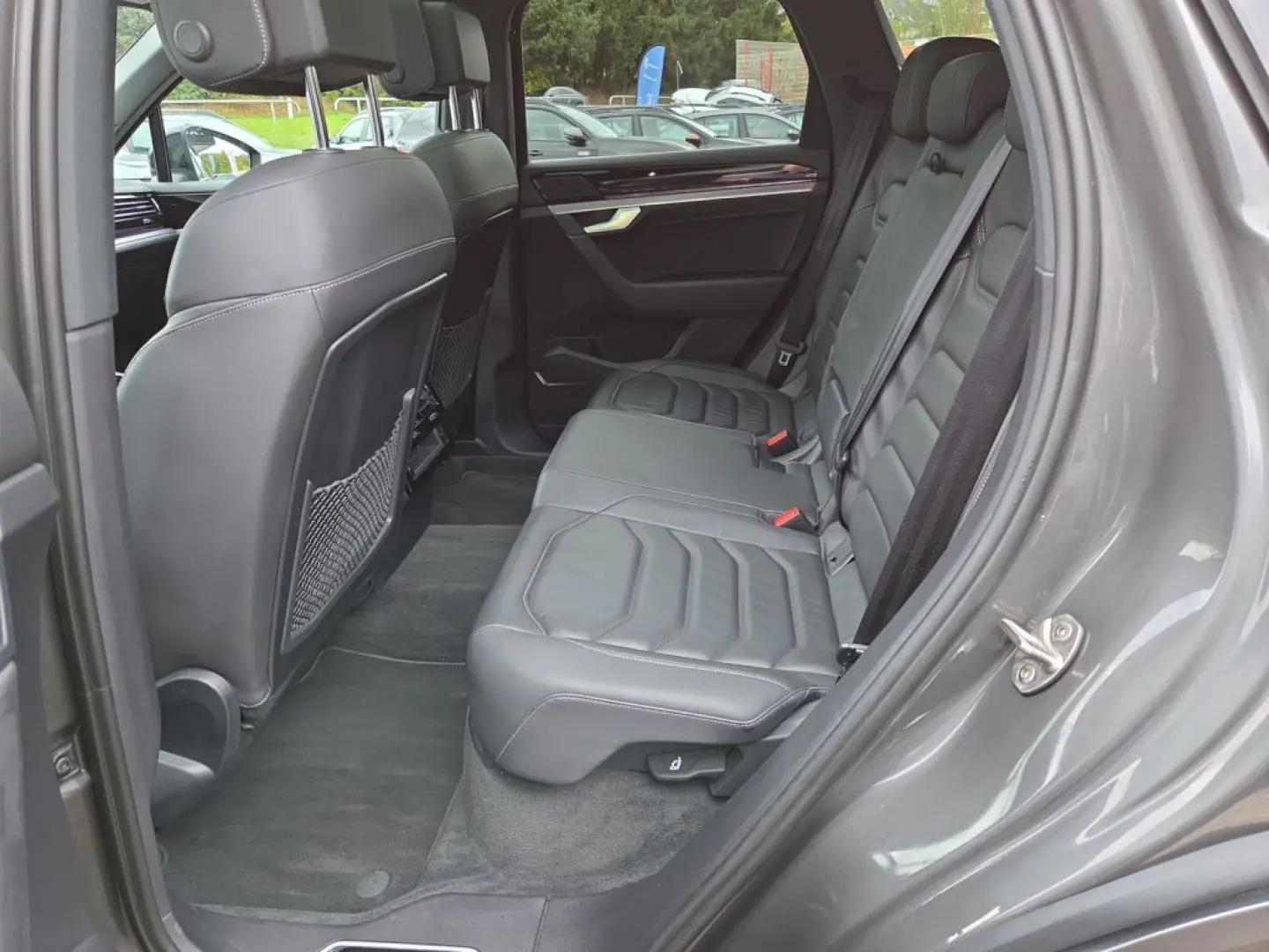 Touareg 3.0 V6 TDI 4Motion DPF Aut. R-Line