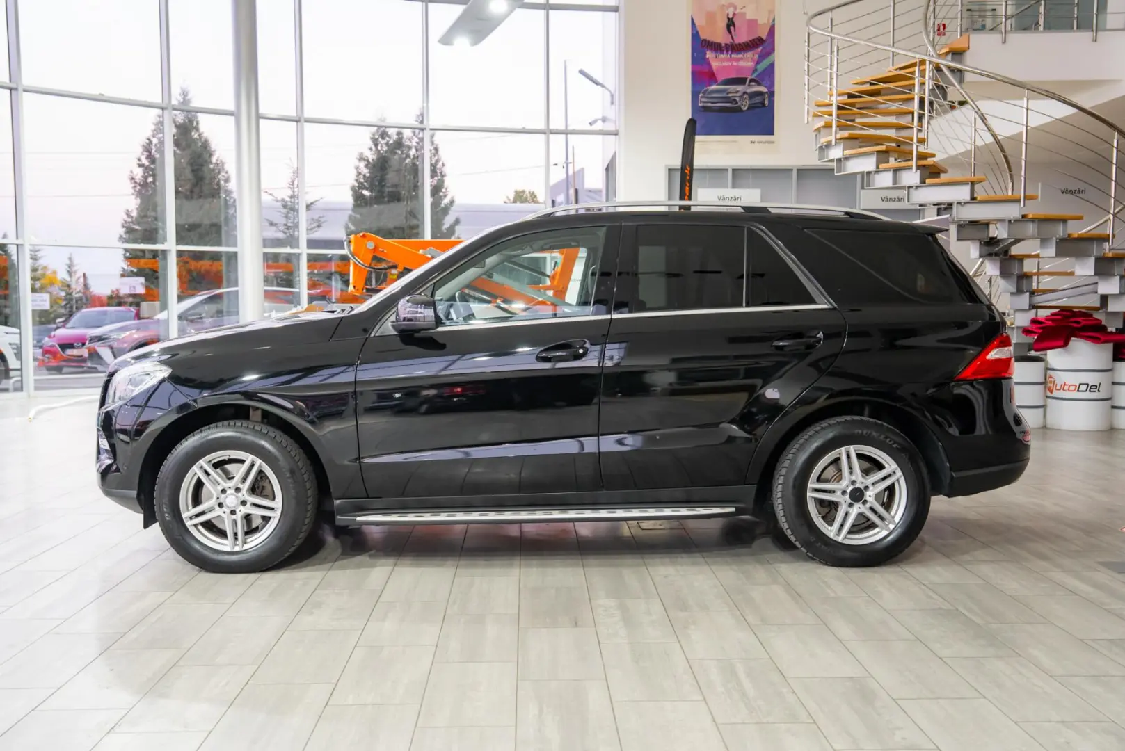 Mercedes-Benz M-Class 250 4MATIC
