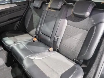 Mercedes-Benz M-Class 250 4MATIC