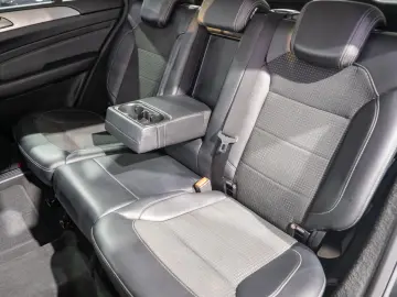 Mercedes-Benz M-Class 250 4MATIC