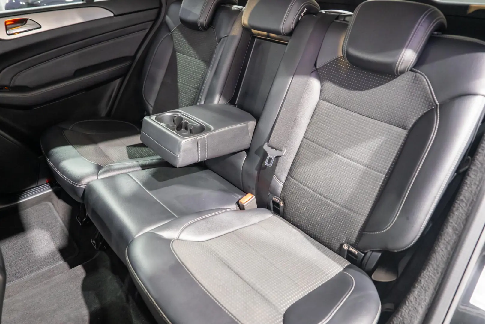 Mercedes-Benz M-Class 250 4MATIC