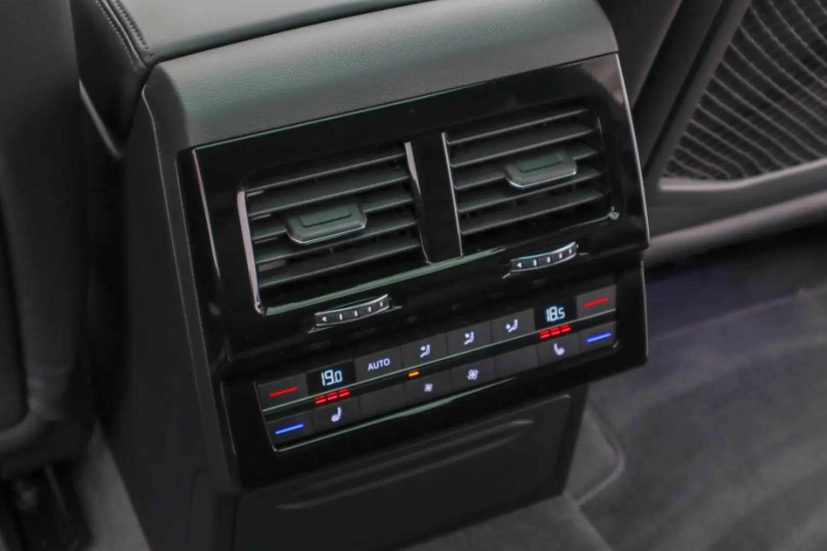 VW Touareg Matrix Scaune Ventilate Panoramic