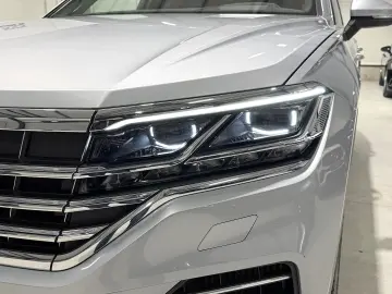 VW Touareg Matrix Scaune Ventilate Panoramic HeadUp ACC