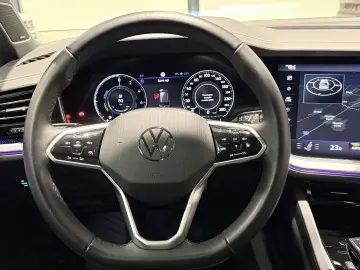 VW Touareg Matrix Scaune Ventilate Panoramic HeadUp ACC