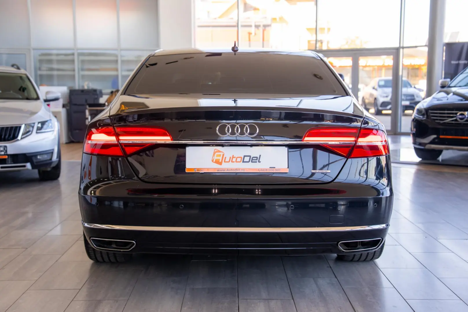 Audi A8 LONG 3.0TDI V6 Quattro Tiptronic